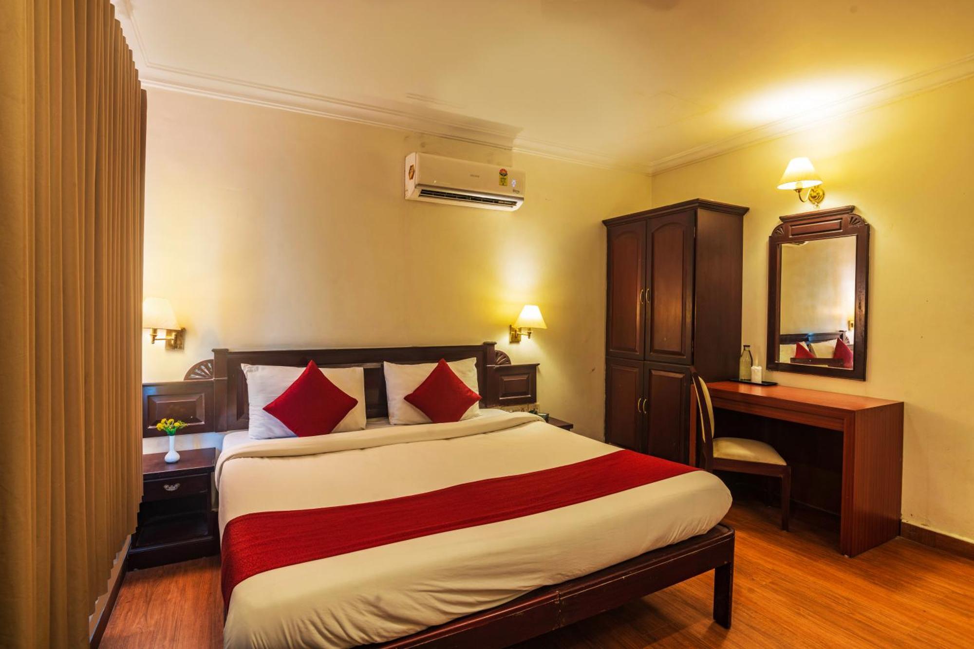 Hotel Archana Inn Kochi Szoba fotó
