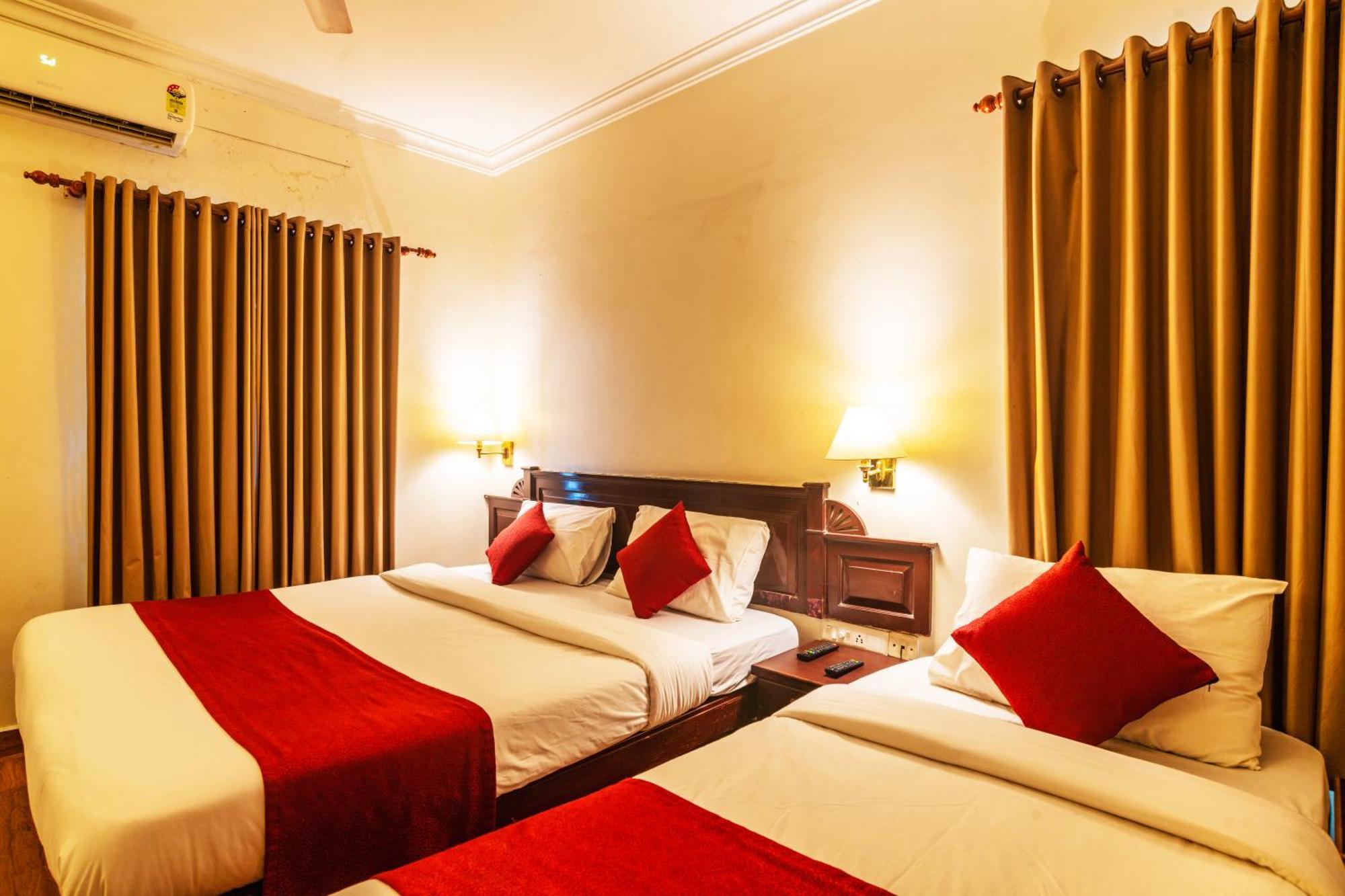 Hotel Archana Inn Kochi Kültér fotó