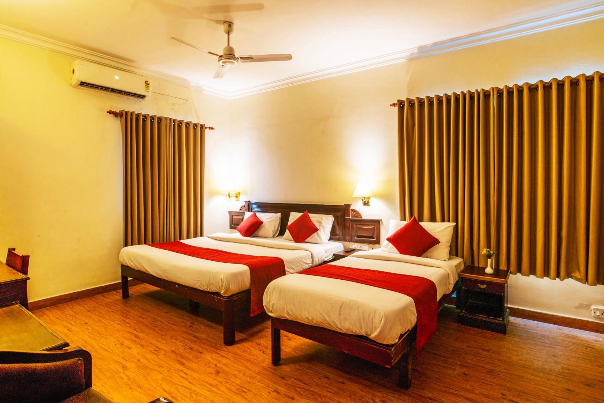 Hotel Archana Inn Kochi Kültér fotó