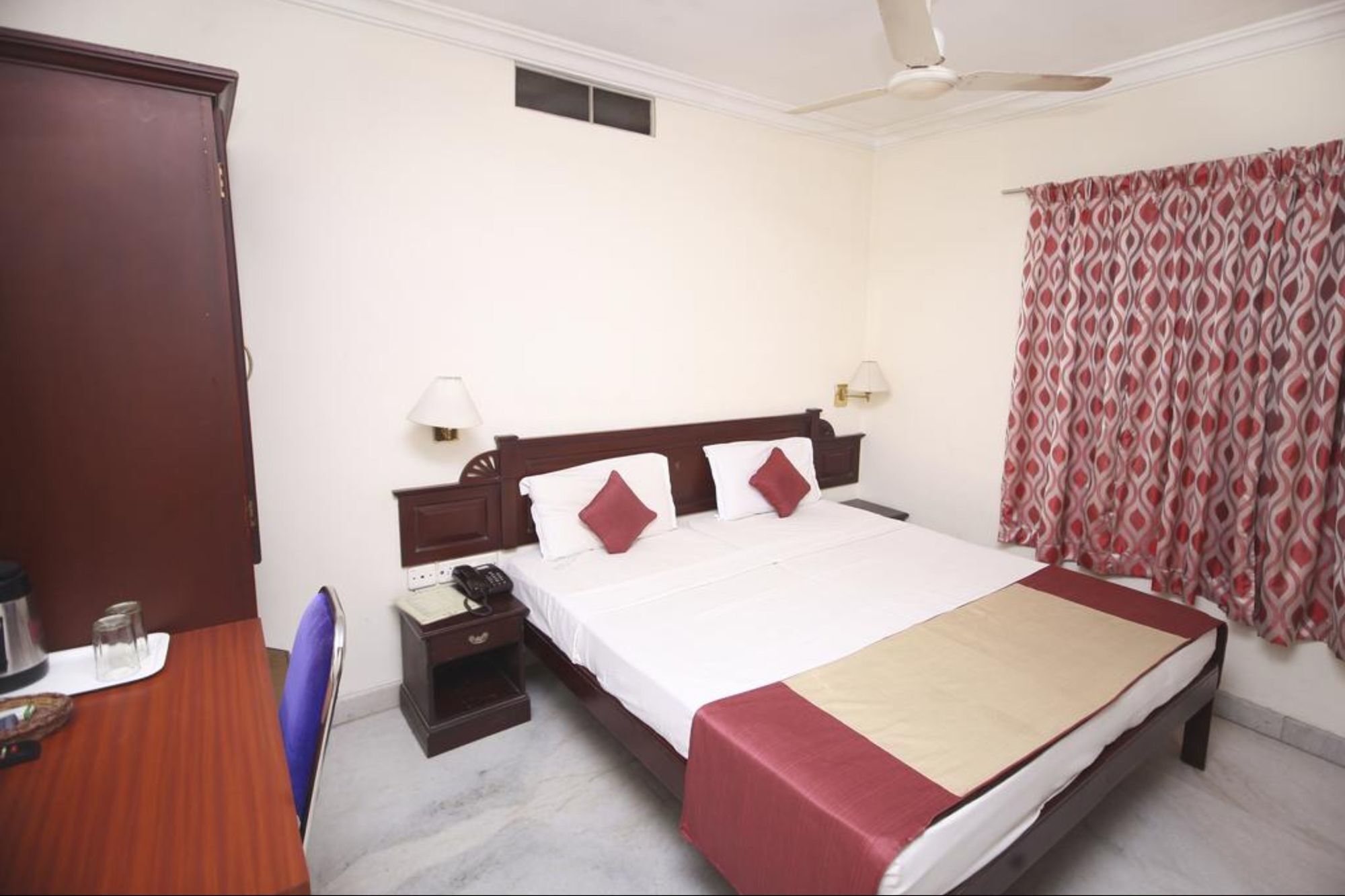 Hotel Archana Inn Kochi Kültér fotó
